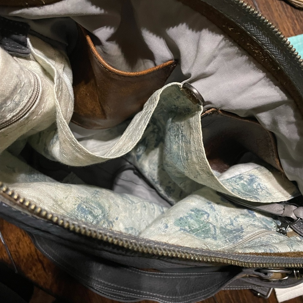 Rough & Tumble medium vintage open pocket hobo - Picture 4 of 9